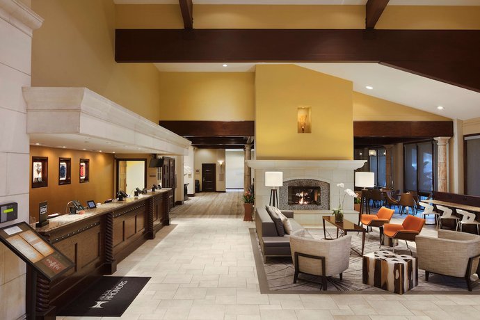 Imagen de los interiores del Hotel DoubleTree by Hilton Ontario Airport. Foto 20