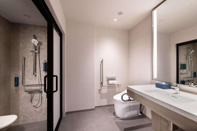Imagen de la habitación del Hotel DoubleTree by Hilton Osaka Castle. Foto 7