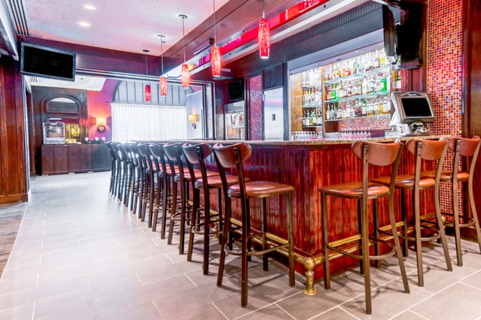 Imagen de los interiores del Hotel DoubleTree by Hilton Philadelphia Airport. Foto 12