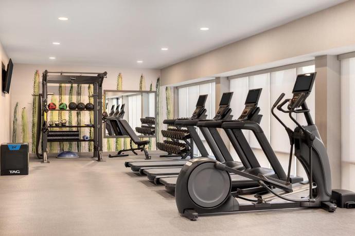 Imagen general del Hotel DoubleTree by Hilton Phoenix Midtown. Foto 7