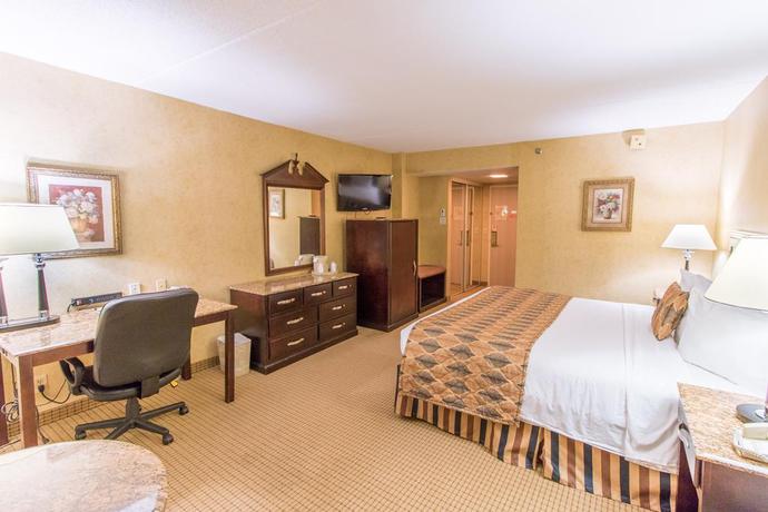 Imagen de la habitación del Hotel DoubleTree by Hilton Poughkeepsie. Foto 2