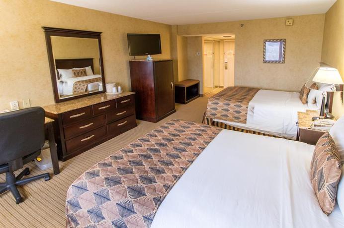 Imagen de la habitación del Hotel DoubleTree by Hilton Poughkeepsie. Foto 4