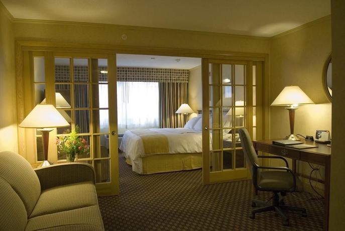 Imagen de la habitación del Hotel DoubleTree by Hilton Providence Airport Warwick. Foto 5