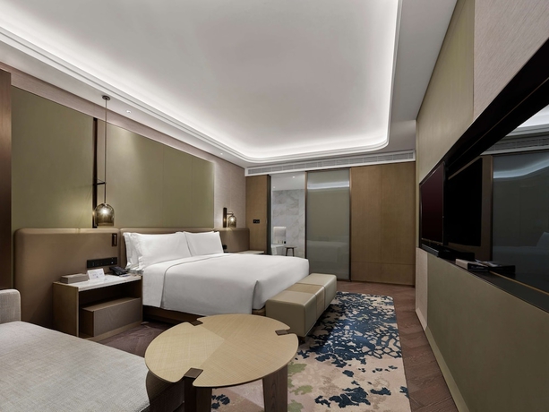 Imagen de la habitación del Hotel DoubleTree by Hilton Qidong, China. Foto 6