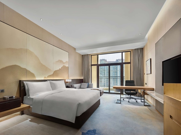 Imagen de la habitación del Hotel DoubleTree by Hilton Quzhou. Foto 5