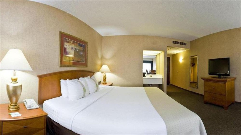 Imagen de la habitación del Hotel DoubleTree by Hilton Rapid City Downtown Convention Center. Foto 6