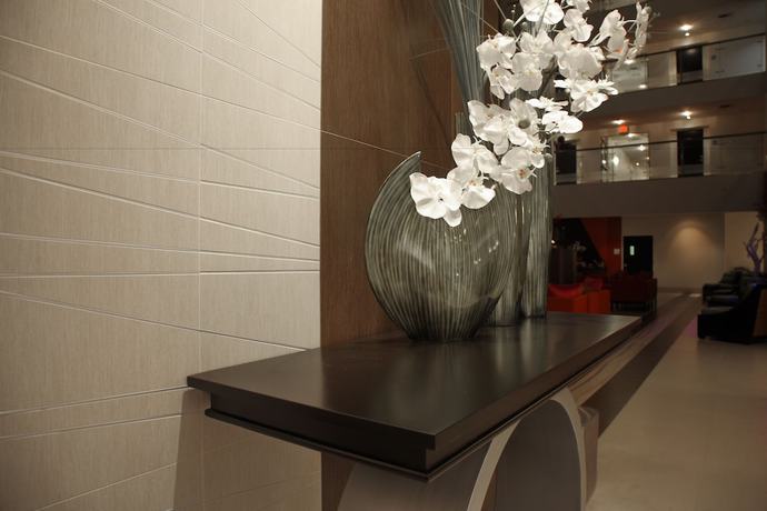 Imagen de los interiores del Hotel DoubleTree by Hilton Sarasota Bradenton Airport. Foto 11