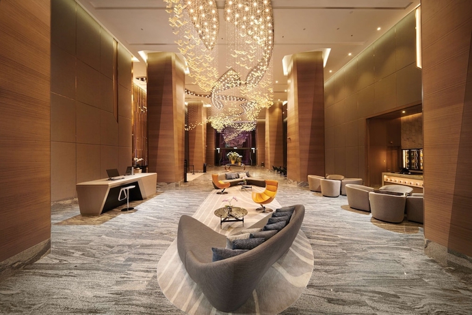 Imagen de los interiores del Hotel DoubleTree by Hilton Shah Alam i-City. Foto 17