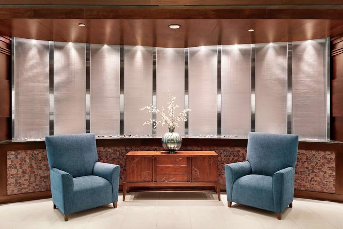 Imagen de los interiores del Hotel DoubleTree by Hilton South Charlotte Tyvola. Foto 18