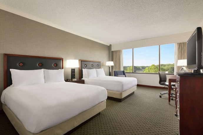Imagen de la habitación del Hotel DoubleTree by Hilton South Charlotte Tyvola. Foto 7