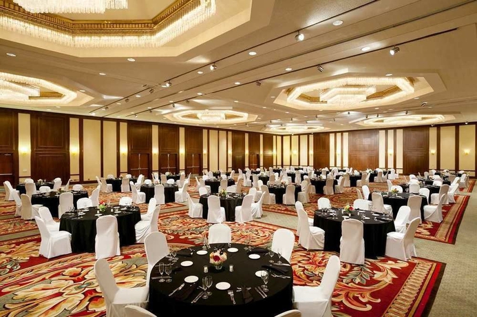 Imagen de los interiores del Hotel DoubleTree by Hilton Stamford. Foto 9