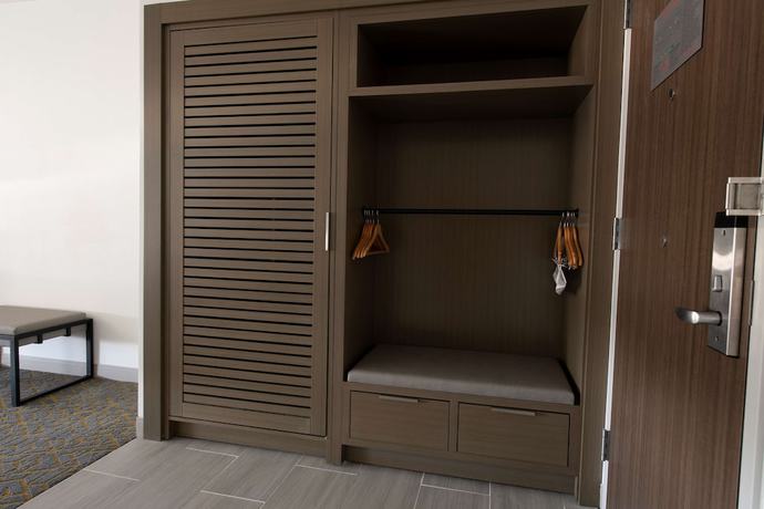 Imagen de la habitación del Hotel DoubleTree by Hilton Sulphur Lake Charles. Foto 5