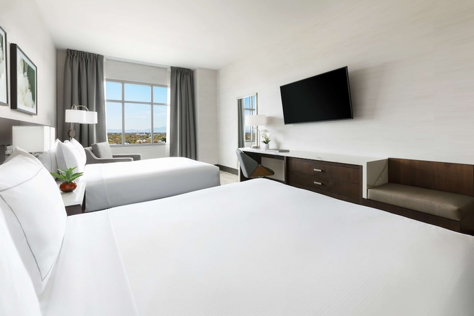 Imagen de la habitación del Hotel DoubleTree by Hilton Tucson Downtown Convention Center. Foto 6