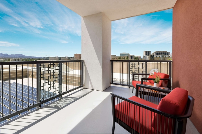 Imagen de la habitación del Hotel DoubleTree by Hilton Tucson Downtown Convention Center. Foto 10