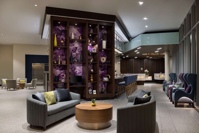 Imagen de los interiores del Hotel DoubleTree by Hilton Tucson Downtown Convention Center. Foto 18