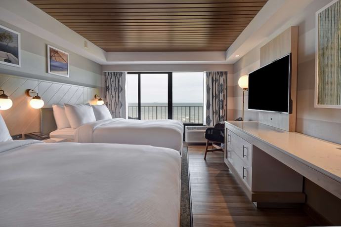 Imagen de la habitación del Hotel DoubleTree by Hilton Virginia Beach Oceanfront South. Foto 4