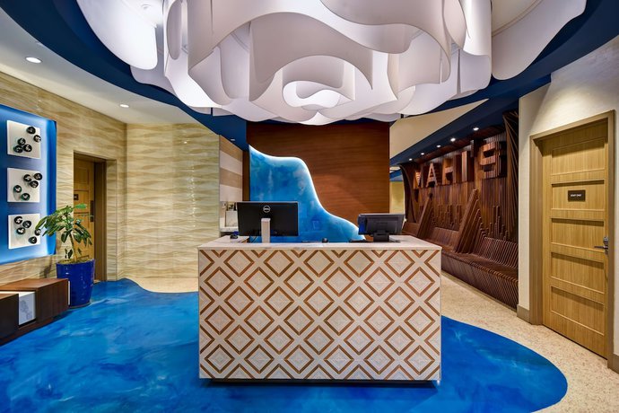 Imagen de los interiores del Hotel DoubleTree by Hilton Virginia Beach Oceanfront South. Foto 20