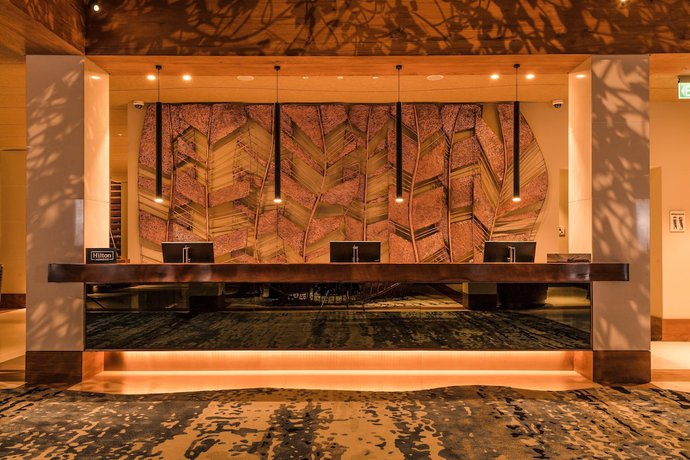 Imagen de los interiores del Hotel DoubleTree by Hilton Weerawila Rajawarna Resort. Foto 14