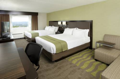Imagen de la habitación del Hotel DoubleTree by Hilton Wilkes-Barre. Foto 4