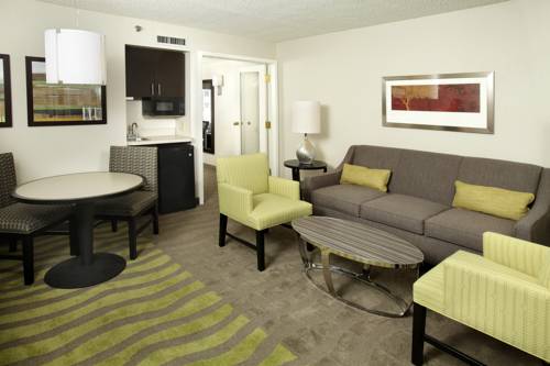 Imagen de la habitación del Hotel DoubleTree by Hilton Wilkes-Barre. Foto 9
