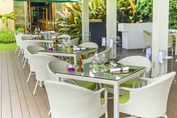 Imagen del bar/restaurante del Hotel Doublepool Villas By Banyan Tree. Foto 2