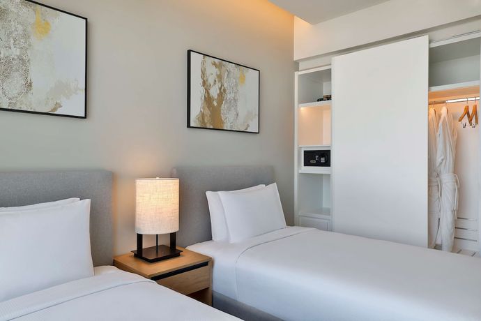 Imagen de la habitación del Hotel Doubletree By Hilton Abu Dhabi Yas Island Residences. Foto 7