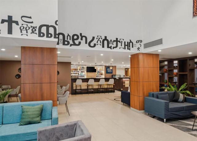 Imagen del bar/restaurante del Hotel Doubletree By Hilton Addis Ababa Airport. Foto 3