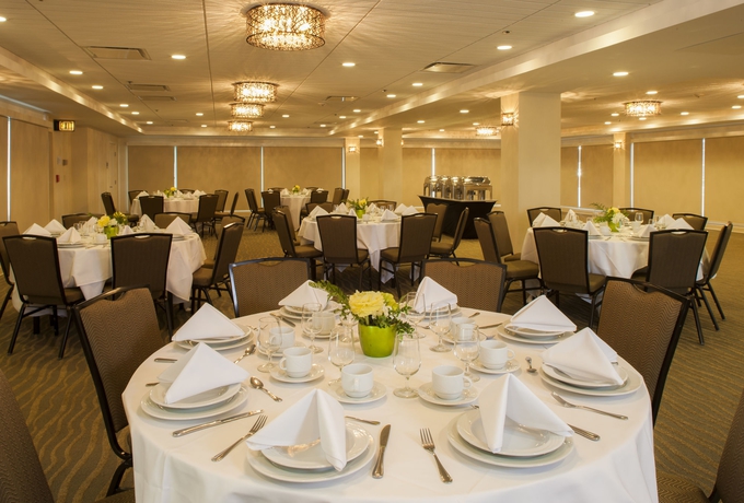 Imagen de los interiores del Hotel Doubletree By Hilton Alana - Waikiki Beach. Foto 13