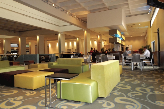 Imagen de los interiores del Hotel Doubletree By Hilton Albuquerque. Foto 9