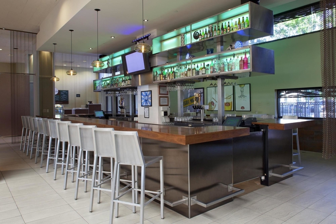 Imagen de los interiores del Hotel Doubletree By Hilton Albuquerque. Foto 11