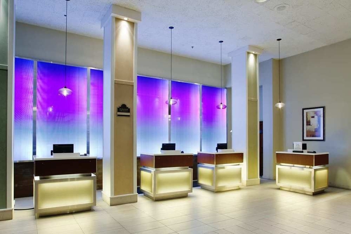 Imagen de los interiores del Hotel Doubletree By Hilton Albuquerque. Foto 15