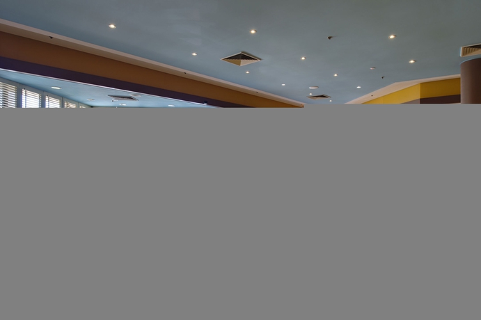 Imagen del bar/restaurante del Hotel Doubletree By Hilton Alice Springs. Foto 1