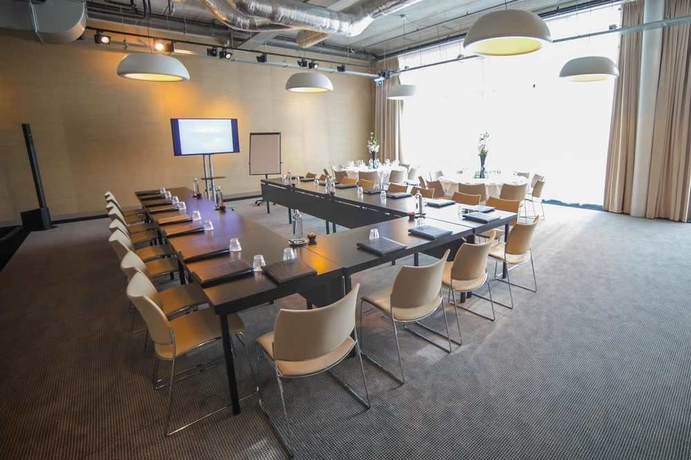 Imagen de los interiores del Hotel Doubletree By Hilton Amsterdam - Ndsm Wharf. Foto 14