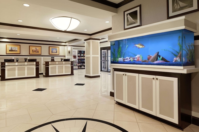 Imagen de los interiores del Hotel Doubletree By Hilton Annapolis. Foto 19