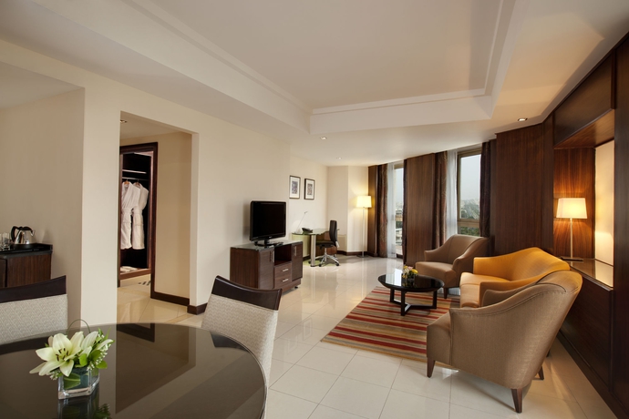 Imagen de los interiores del Hotel Doubletree By Hilton Aqaba. Foto 16