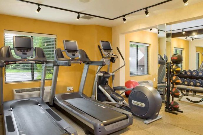 Imagen de los interiores del Hotel Doubletree By Hilton Atlanta - Alpharetta. Foto 7