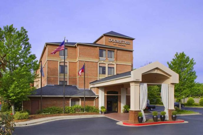 Imagen de la habitación del Hotel Doubletree By Hilton Atlanta - Alpharetta. Foto 5
