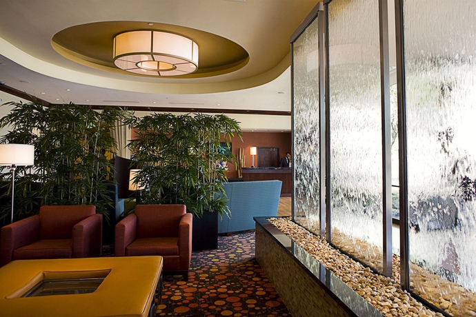 Imagen de los interiores del Hotel Doubletree By Hilton Atlanta - Northlake. Foto 11
