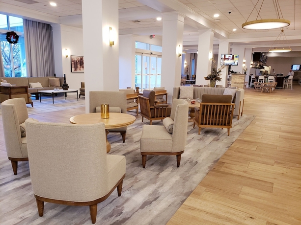 Imagen de los interiores del Hotel Doubletree By Hilton Atlanta - Roswell. Foto 11