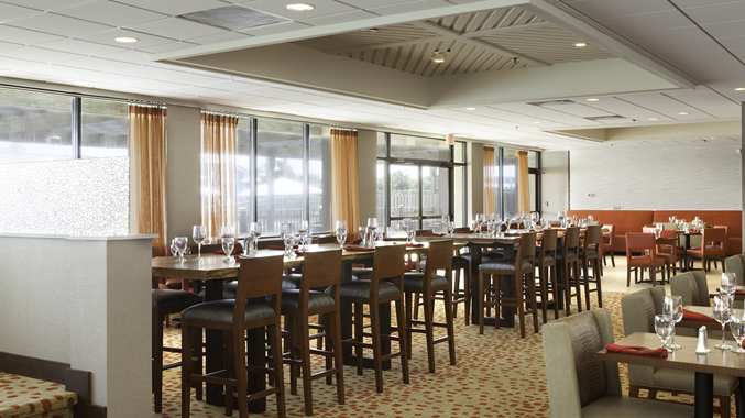 Imagen general del Hotel Doubletree By Hilton Atlantic Beach Oceanfront. Foto 5