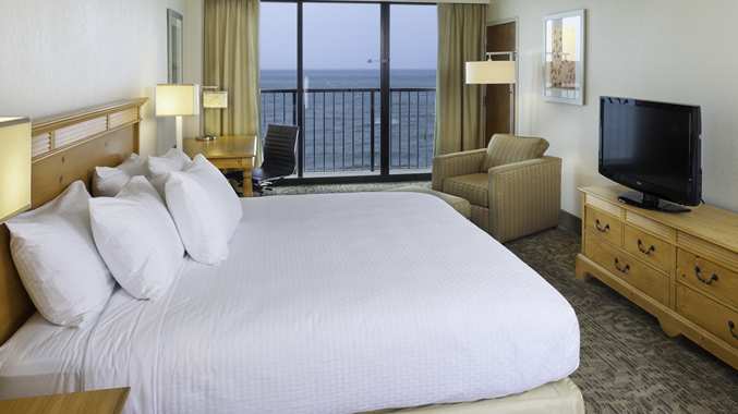 Imagen general del Hotel Doubletree By Hilton Atlantic Beach Oceanfront. Foto 10
