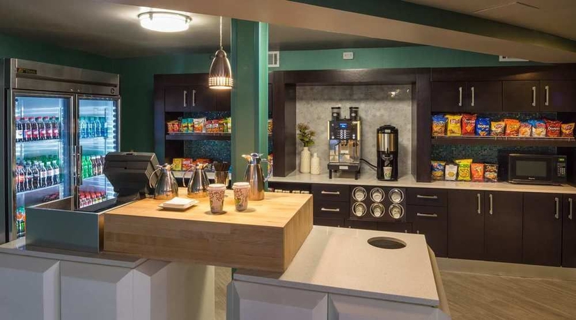 Imagen del bar/restaurante del Hotel Doubletree By Hilton Austin Northwest Arboretum. Foto 3