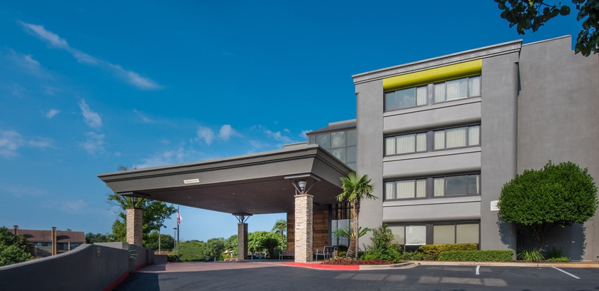 Imagen general del Hotel Doubletree By Hilton Austin Northwest Arboretum. Foto 2