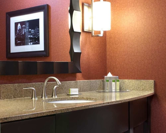 Imagen de la habitación del Hotel Doubletree By Hilton Austin - University Area. Foto 7