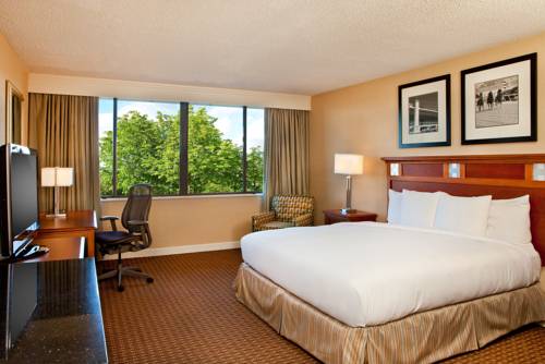 Imagen de la habitación del Hotel Doubletree By Hilton Baltimore North Pikesville. Foto 1