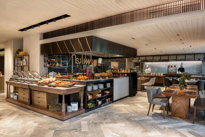 Imagen general del Hotel Doubletree By Hilton Bangkok Ploenchit. Foto 5