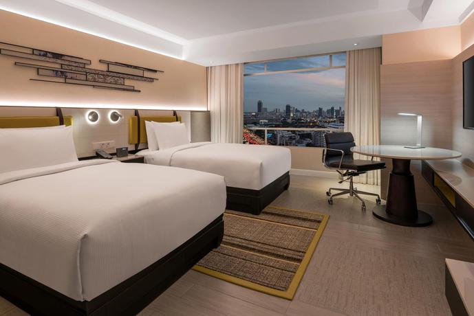 Imagen general del Hotel Doubletree By Hilton Bangkok Ploenchit. Foto 7