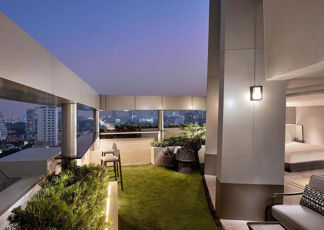 Imagen general del Hotel Doubletree By Hilton Bangkok Ploenchit. Foto 14