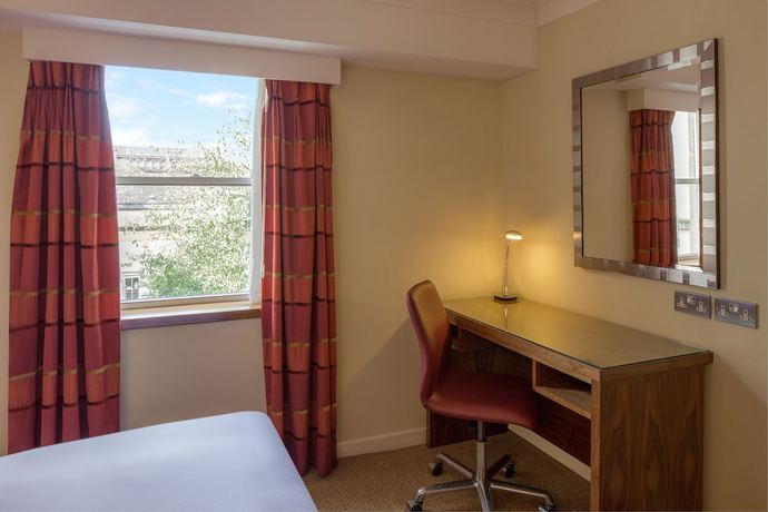 Imagen de la habitación del Hotel Doubletree By Hilton Bath. Foto 6