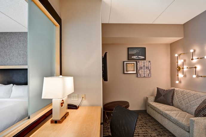 Imagen de la habitación del Hotel Doubletree By Hilton Baton Rouge. Foto 4